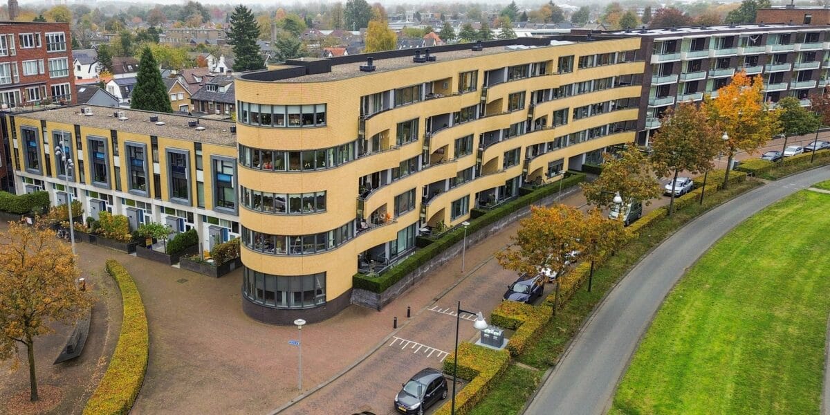 Burgemeester Jhr. Quarles van Uffordlaan 147, Apeldoorn