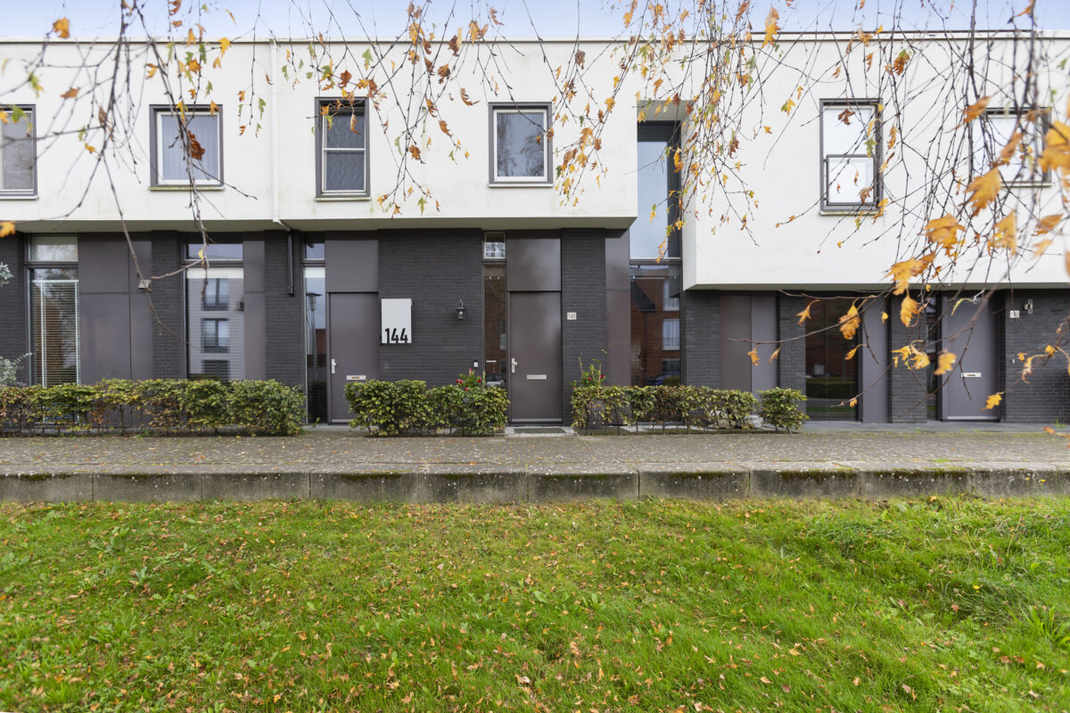 Apeldoorn – Vuurvlinder 146